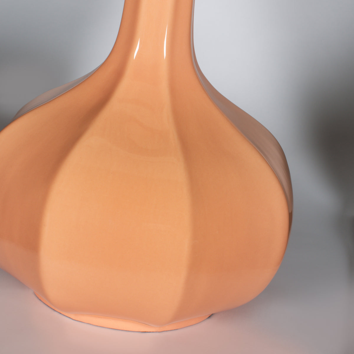 Mesa Peach Hex Lamp